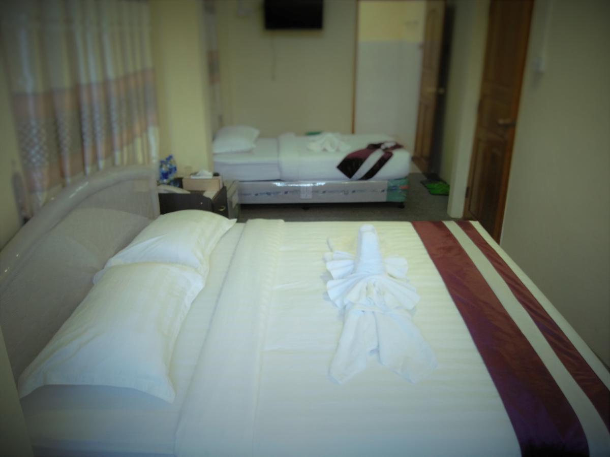 121 Hotel