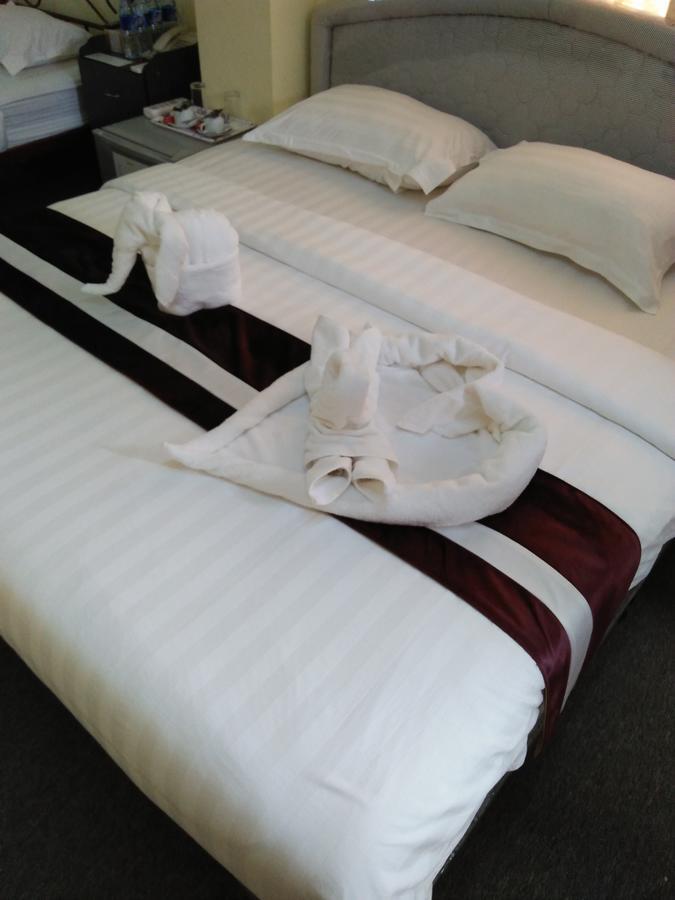 121 Hotel